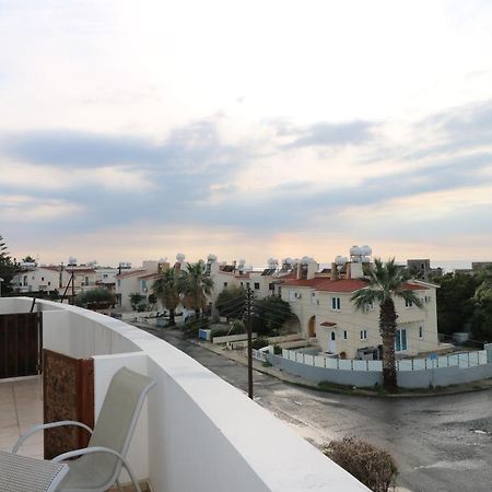 The Paradise Townhouses By Taimoura Paphos Eksteriør billede