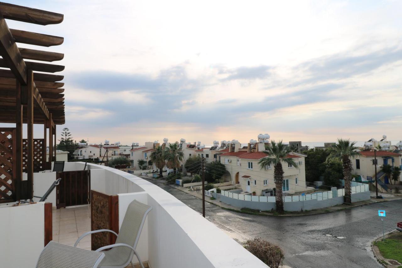 The Paradise Townhouses By Taimoura Paphos Eksteriør billede