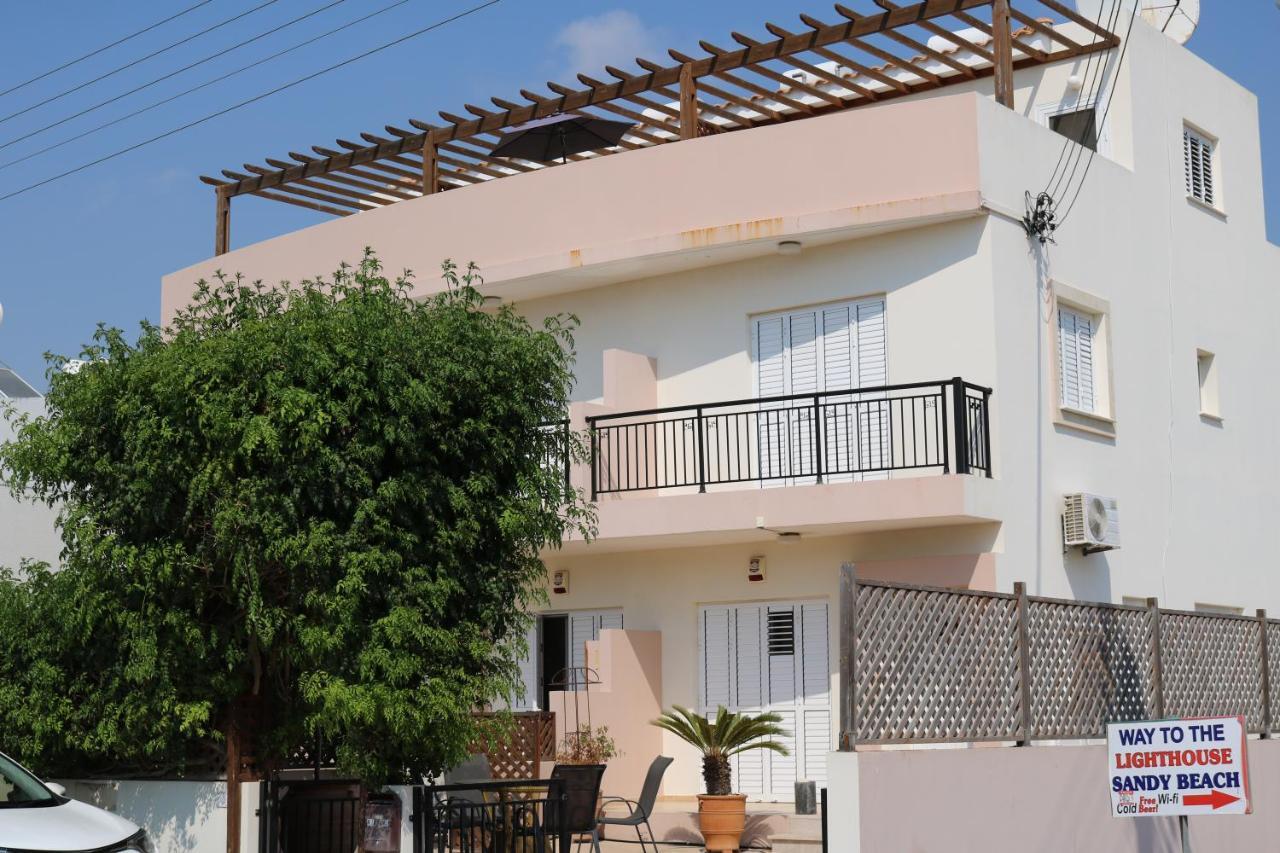 The Paradise Townhouses By Taimoura Paphos Eksteriør billede